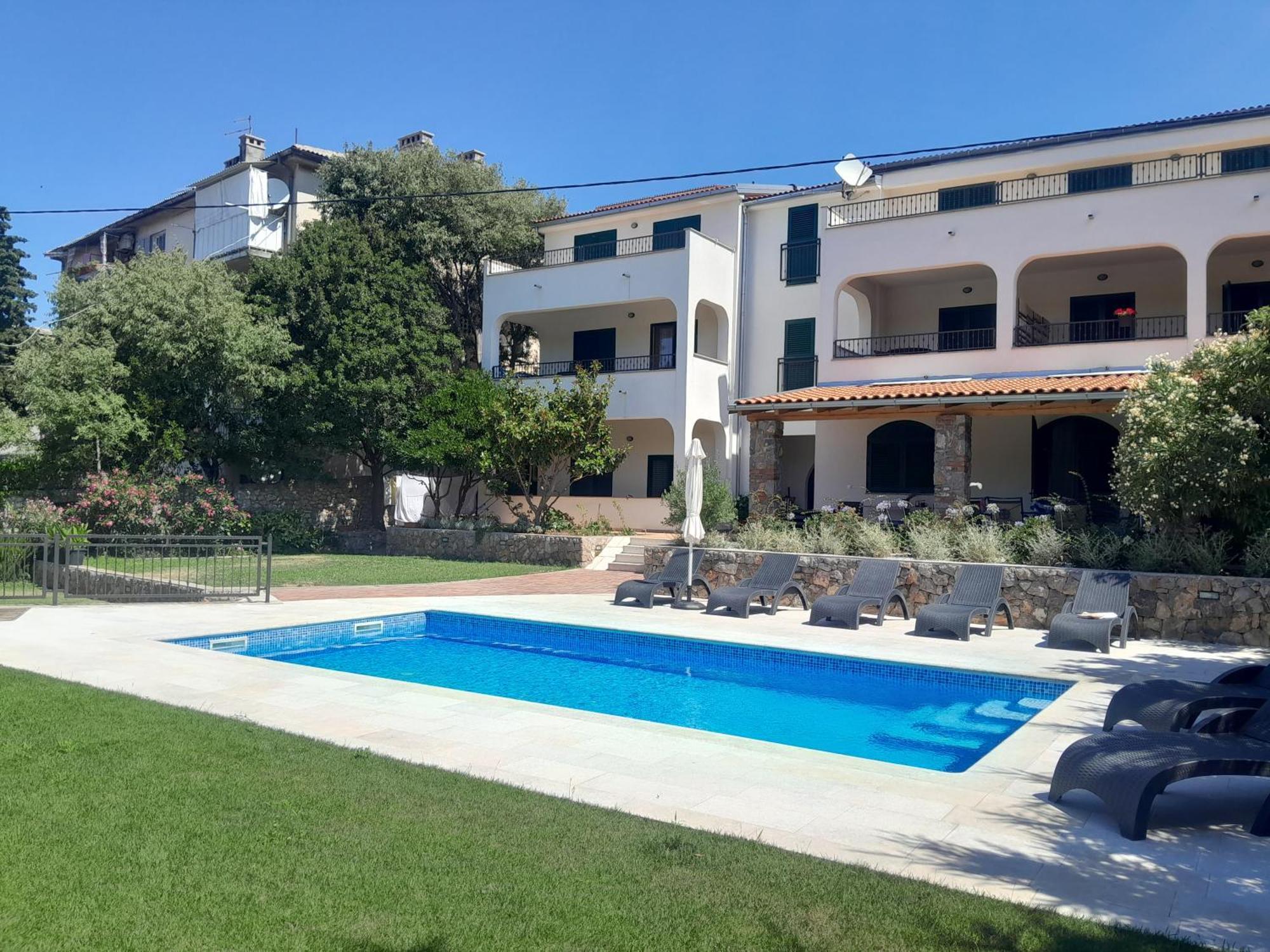 Guesthouse Ruza - Apartments سينج المظهر الخارجي الصورة